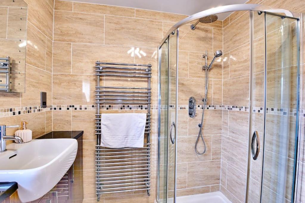 The Chase, Luxury Hot Tub Retreat, Pets Welcomed Dipton Bagian luar foto